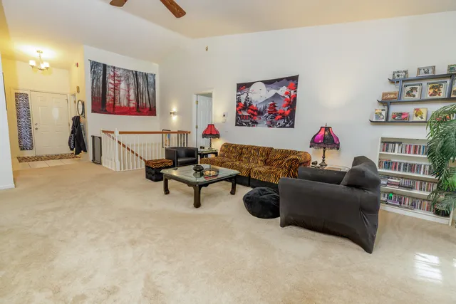 $349,900 | 40049 Rolling Green Court, Canton, MI 48188