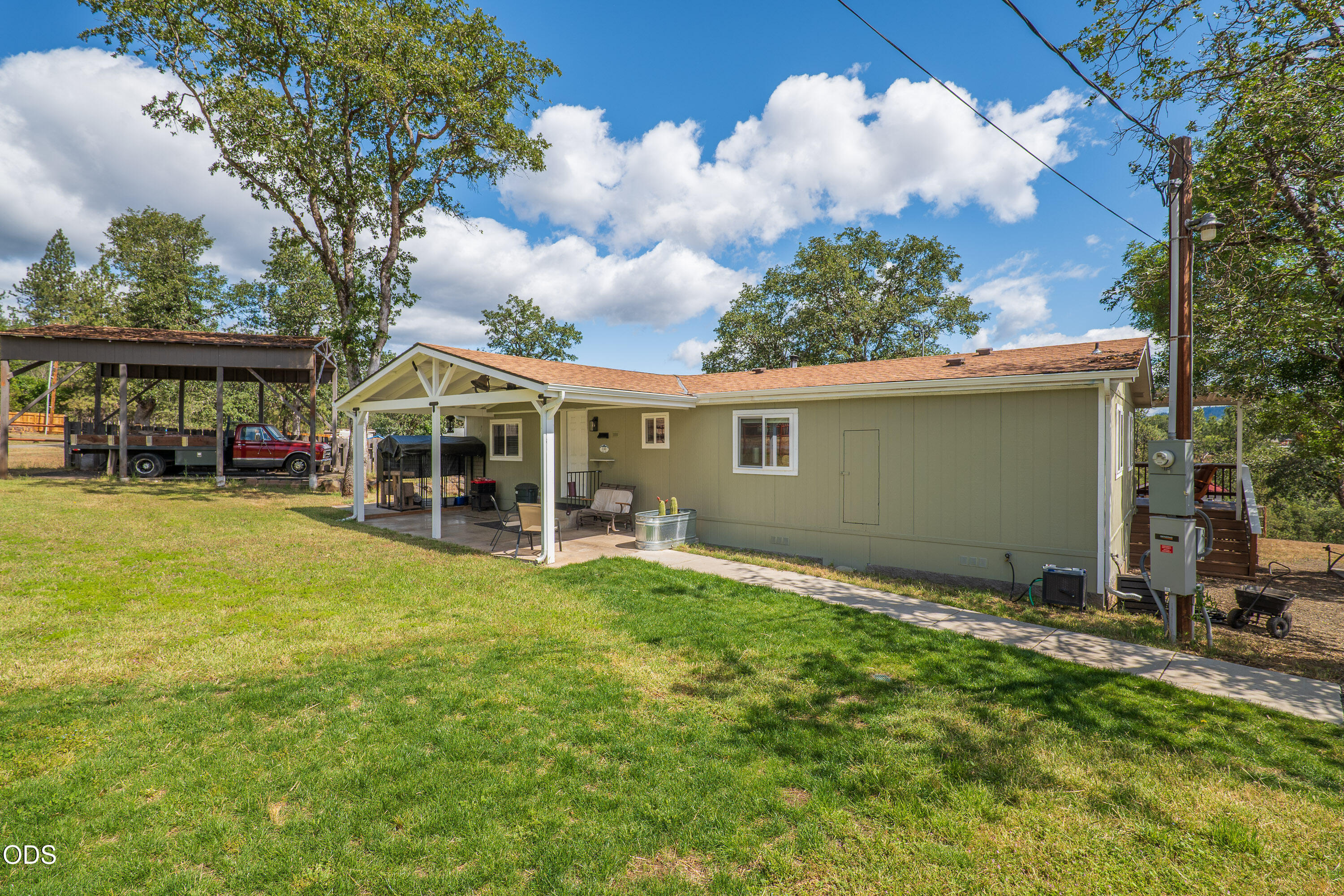 130 Kitty Drive Eagle Point, OR 97524 - Photo 4 of 41