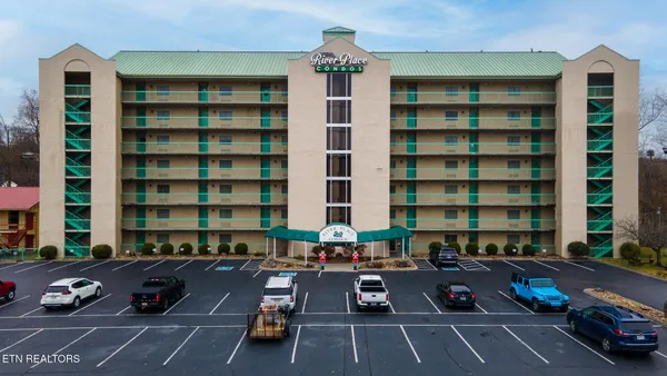 $325,000 | 3215 North River Road, Unit 503, Pigeon Forge, TN 37863