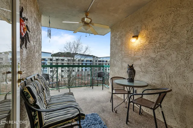$325,000 | 3215 North River Road, Unit 503, Pigeon Forge, TN 37863