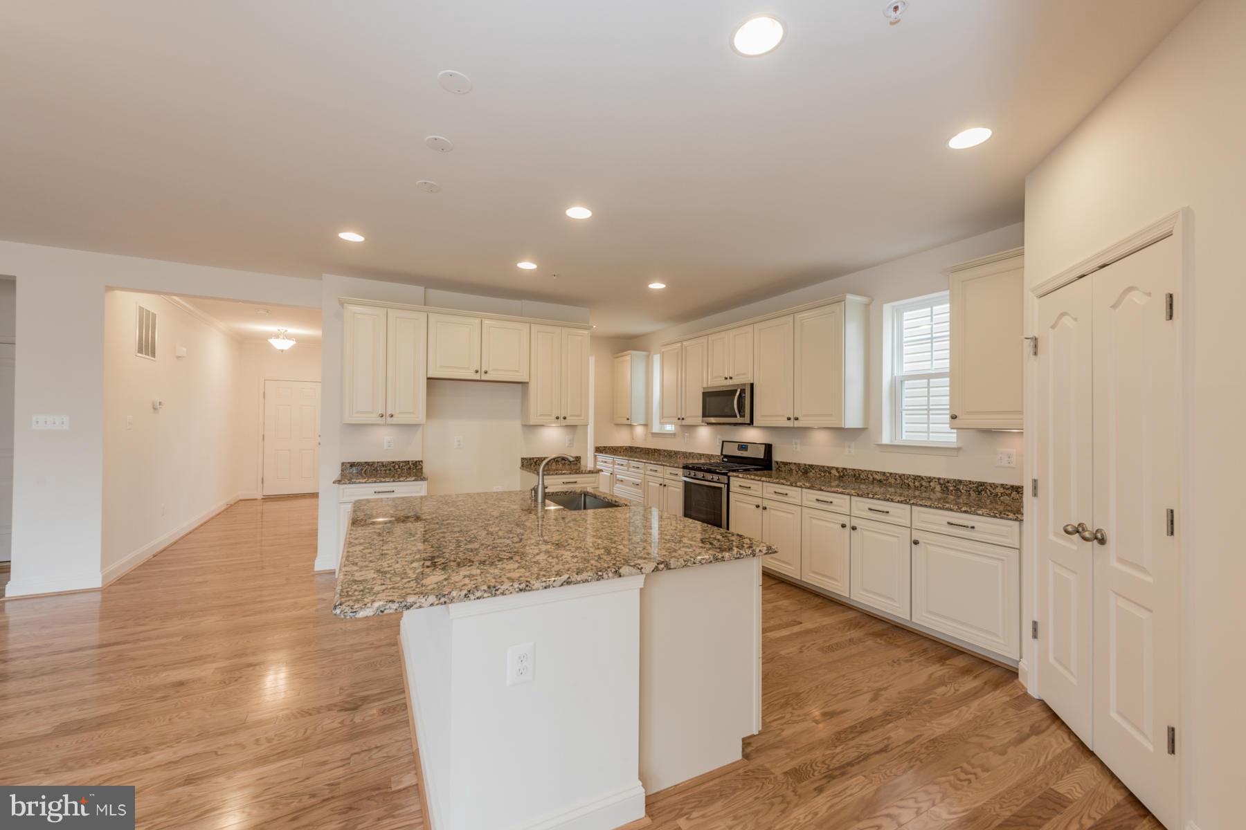 10506 Braddock Run Road Middle River, MD 21220 - Photo 5 of 30 Kitchen