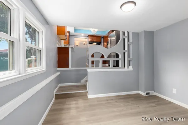 $229,900 | 2200 Rossiter Place, Lansing, MI 48911