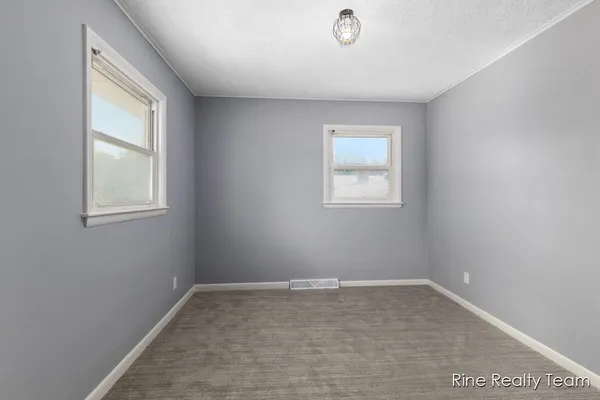 $229,900 | 2200 Rossiter Place, Lansing, MI 48911