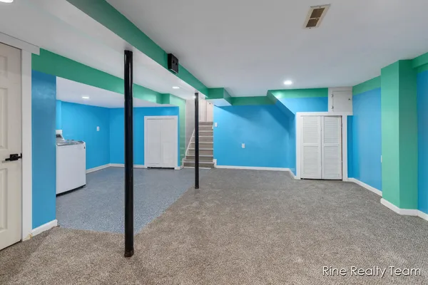$229,900 | 2200 Rossiter Place, Lansing, MI 48911