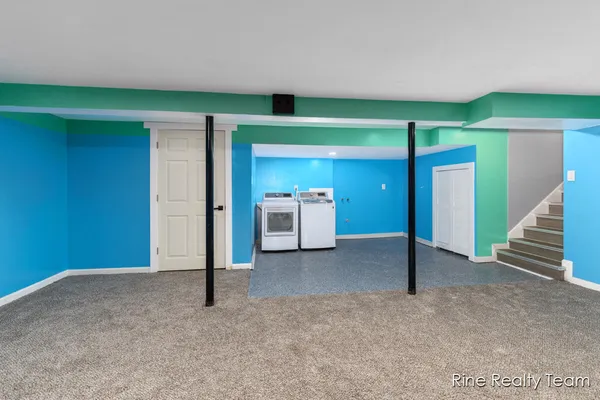 $229,900 | 2200 Rossiter Place, Lansing, MI 48911
