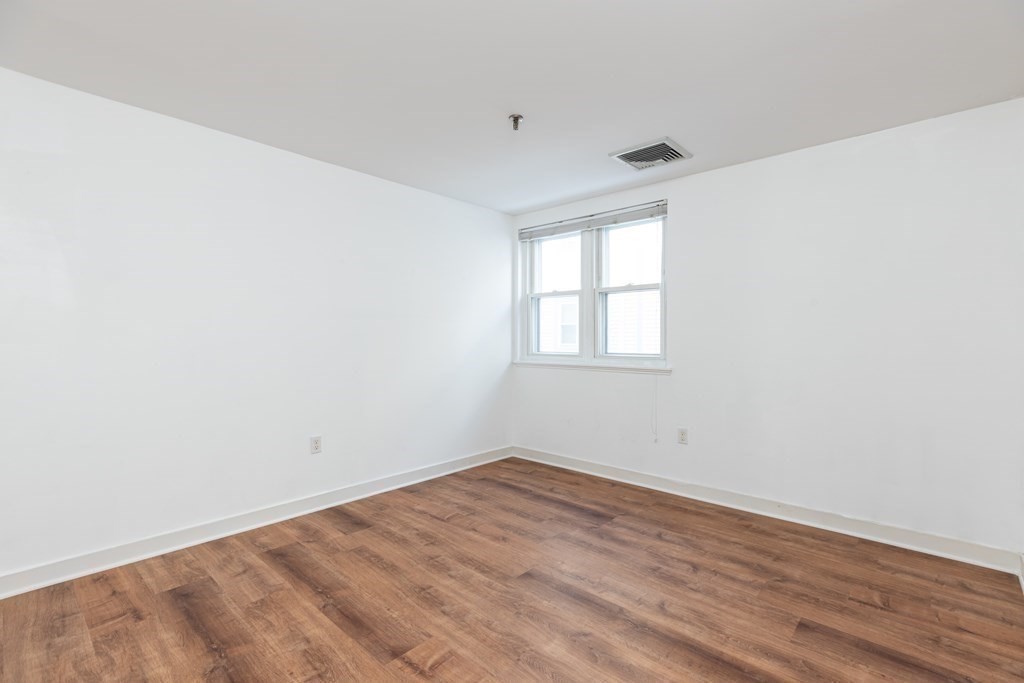 126 Tudor Street, Unit F Boston, MA 02127 - Photo 11 of 21