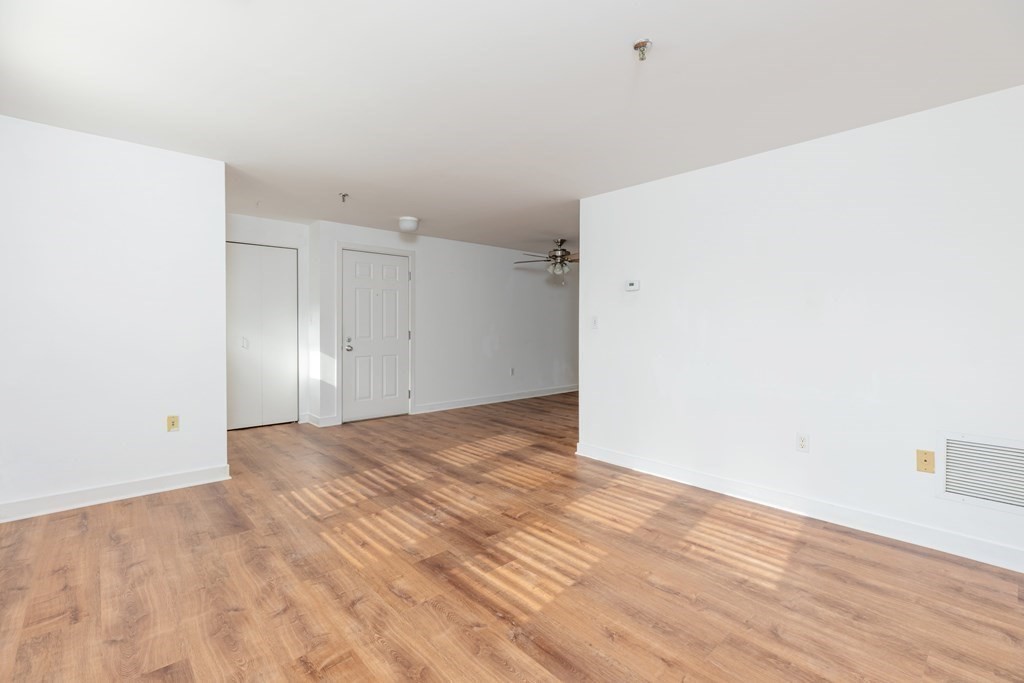 126 Tudor Street, Unit F Boston, MA 02127 - Photo 4 of 21