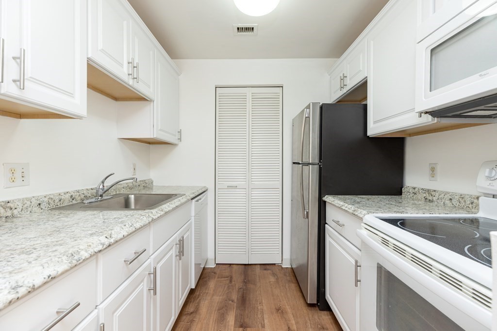 126 Tudor Street, Unit F Boston, MA 02127 - Photo 5 of 21