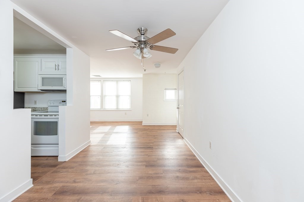 126 Tudor Street, Unit F Boston, MA 02127 - Photo 7 of 21