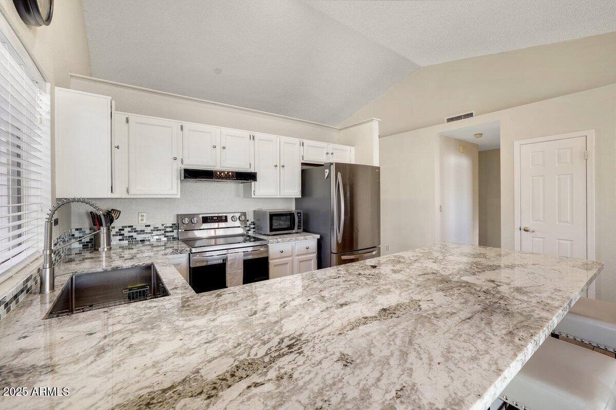3530 East Long Lake Road Phoenix, AZ 85048 - Photo 8 of 19 AE4A2490