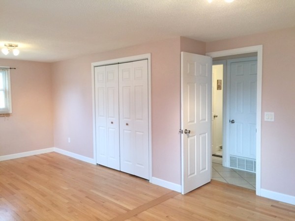 15 Bam Forth Road Springfield, MA 01128 - Photo 8 of 30