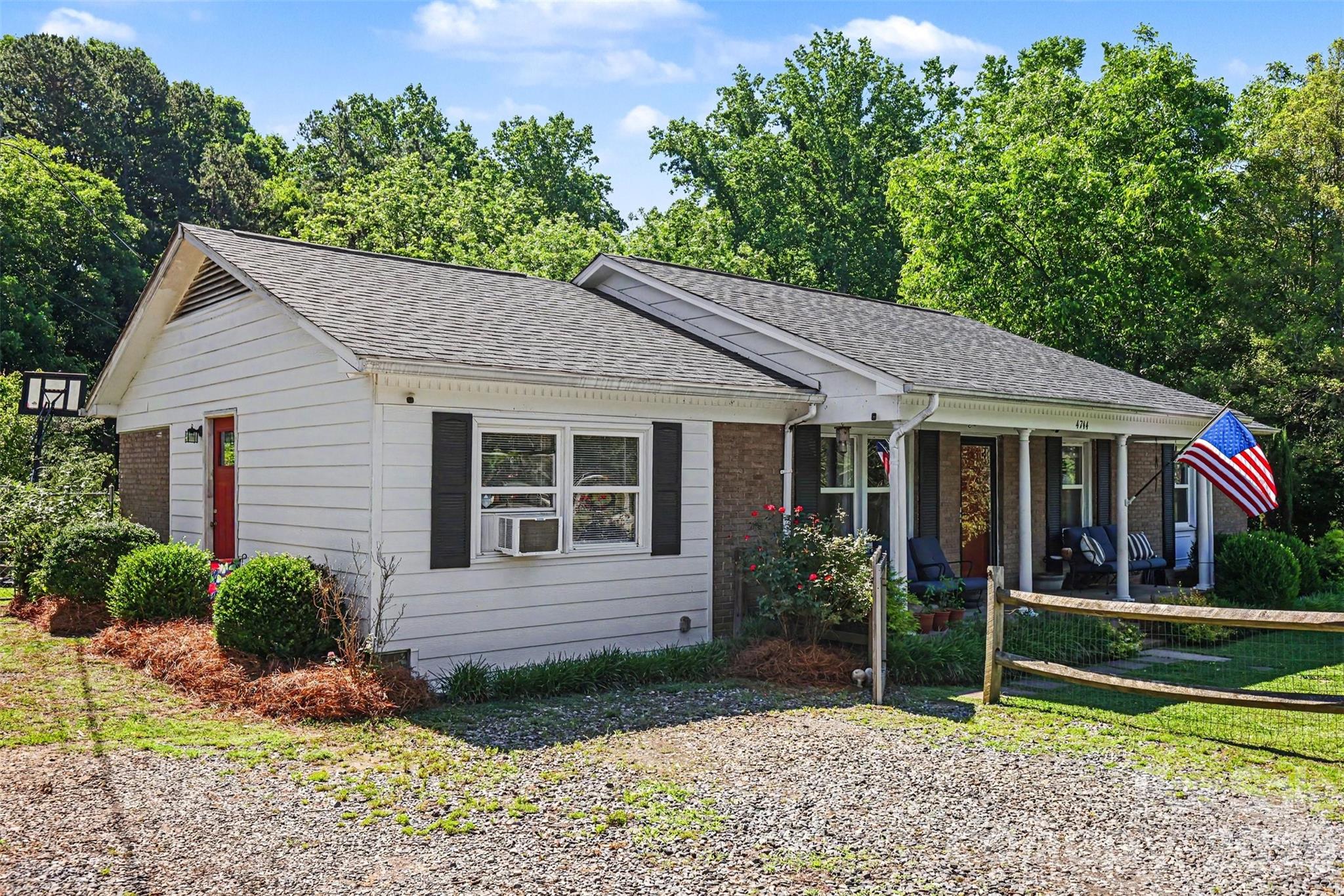 4744 Hickory Grove Road Mount Holly, NC 28120 - Photo 25 of 30