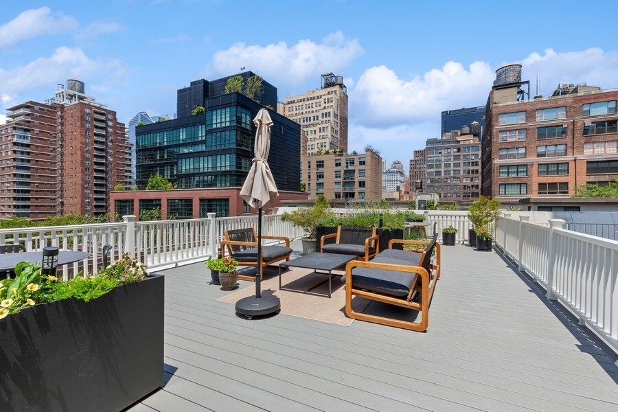 254 West 25th Street, Unit 2C Manhattan, NY 10001 - Photo 10 of 11