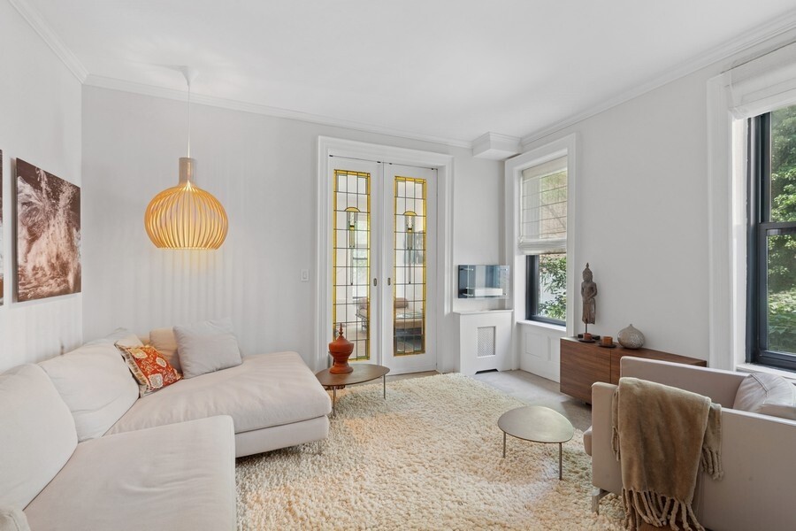 254 West 25th Street, Unit 2C Manhattan, NY 10001 - Photo 2 of 11