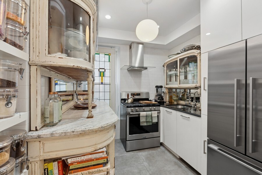 254 West 25th Street, Unit 2C Manhattan, NY 10001 - Photo 8 of 11