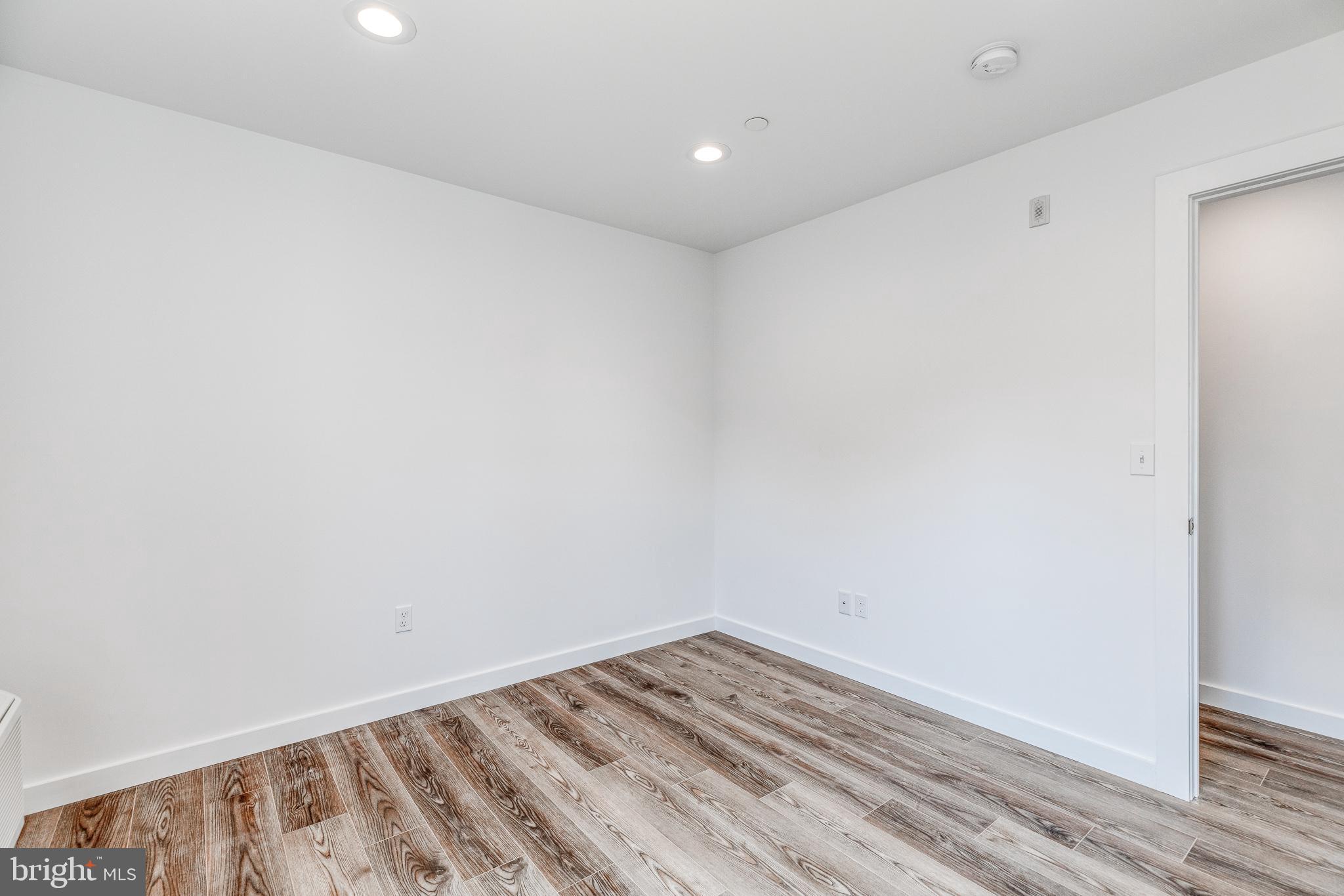 751 North 43rd Street, Unit 302 Philadelphia, PA 19104 - Photo 16 of 17 a view of an empty room