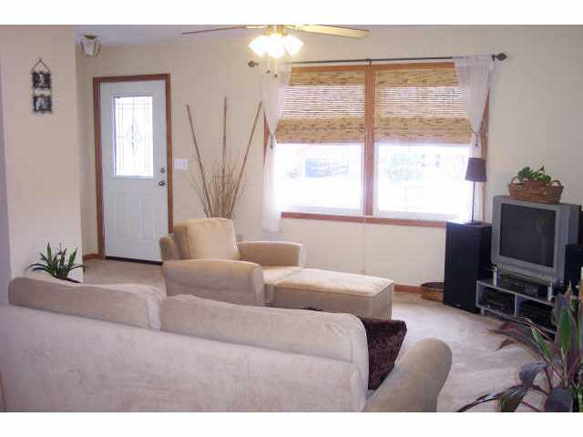 220 Riva Ridge Road Southwest Pataskala, OH 43062 - Photo 3 of 5