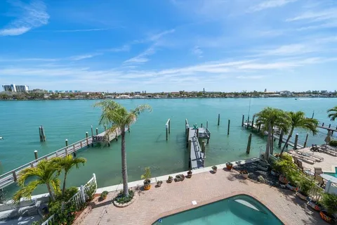 $2,550,000 | 8685 East Bay Drive, Treasure Island, FL 33706