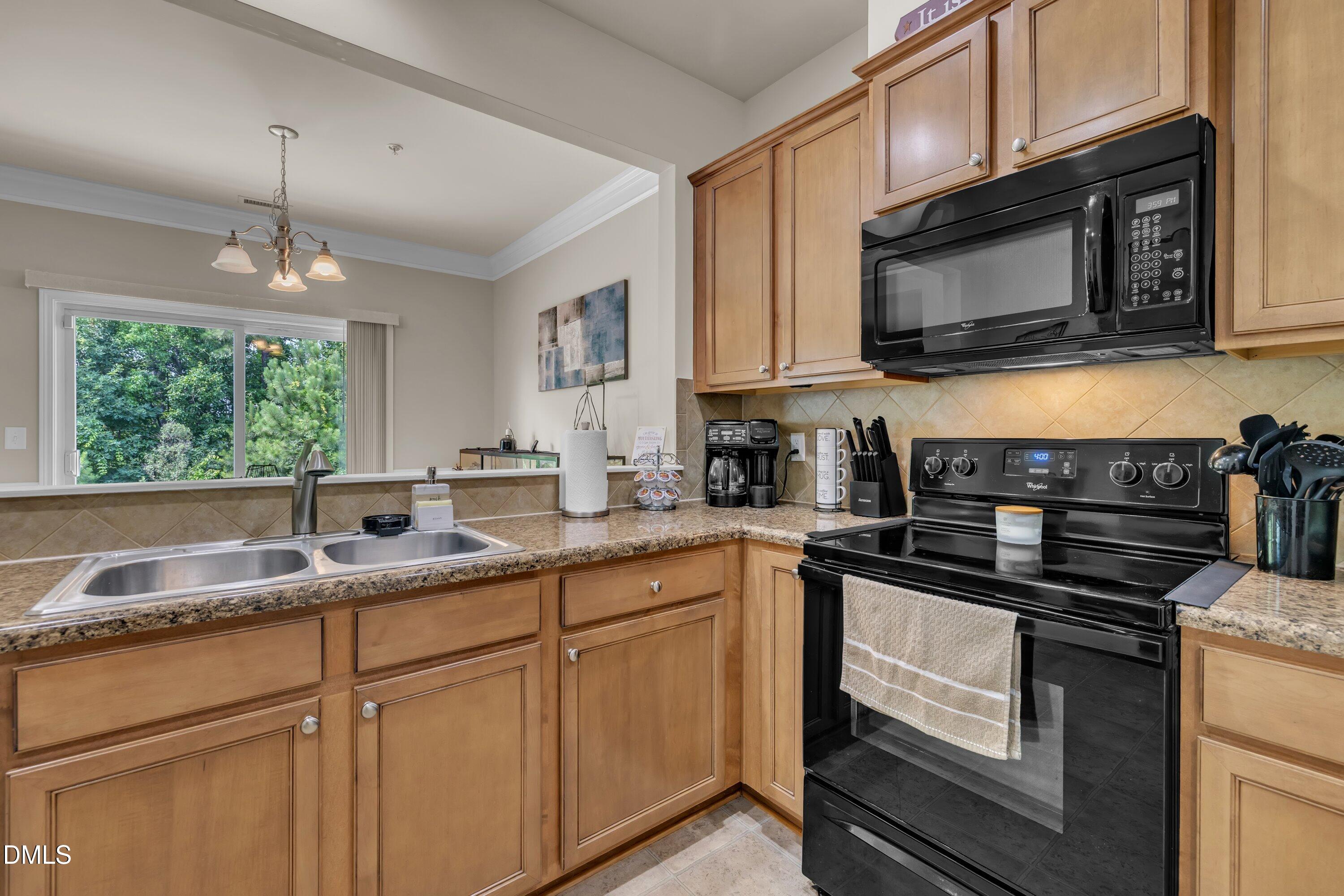 8111 Yaxley Hall Drive Raleigh, NC 27616 - Photo 17 of 44 17-8111 Yaxley Hall Dr-12