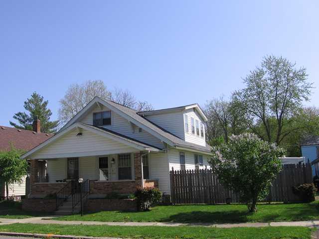 912 Chestnut Street Anderson, IN 46012 - Photo 1 of 17 Gallery Image 1