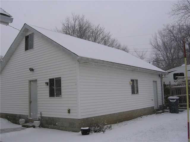 912 Chestnut Street Anderson, IN 46012 - Photo 15 of 17 Gallery Image 15