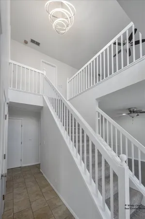 $369,900 | 1476 Laurel Oaks Drive, Streamwood, IL 60107