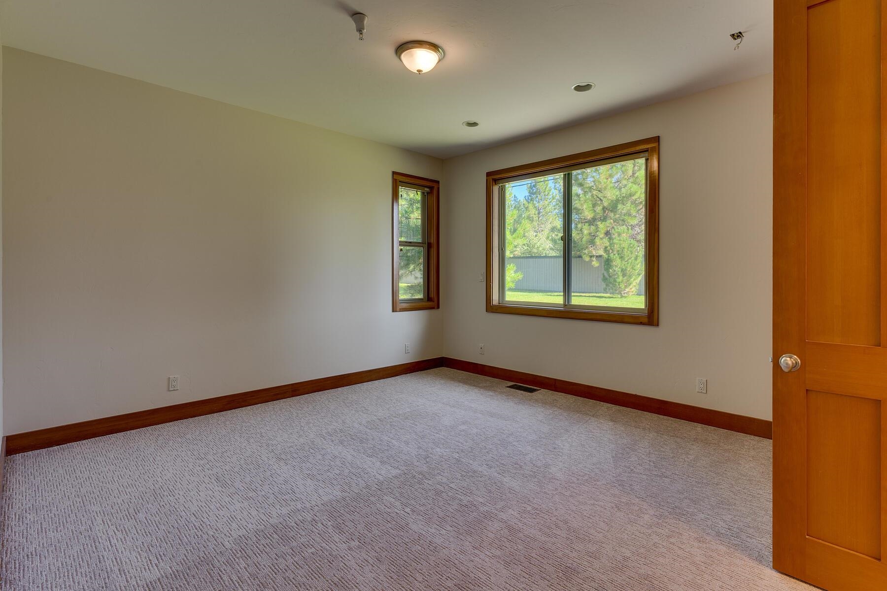 11939 Dove Terrace Truckee, CA 96161 - Photo 18 of 28 an empty room with windows