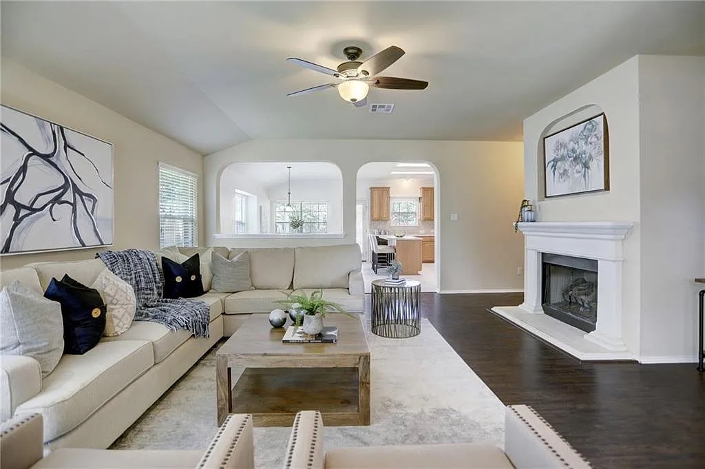 3512 Fitzroy Avenue Austin, TX 78748 - Photo 6 of 39