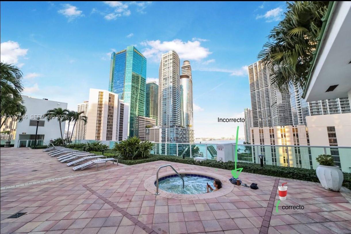 41 Southeast 5th Street, Unit 908 Miami, FL 33131 - Photo 21 of 26