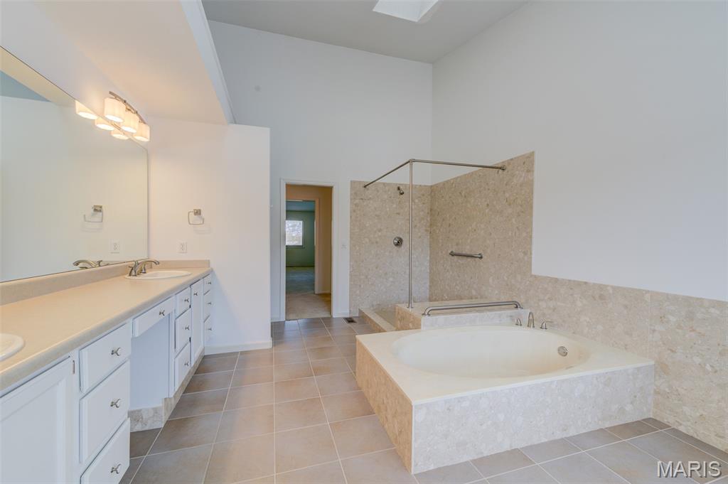 228 Hemingway Lane, Unit F Weldon Spring, MO 63304 - Photo 32 of 53