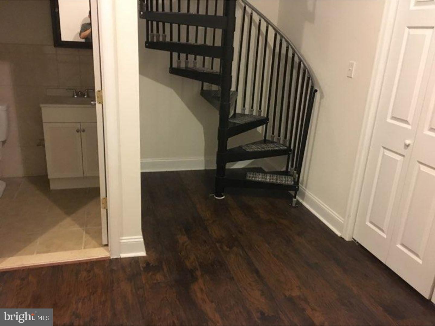 605 North 12th Street, Unit B Philadelphia, PA 19123 - Photo 11 of 21