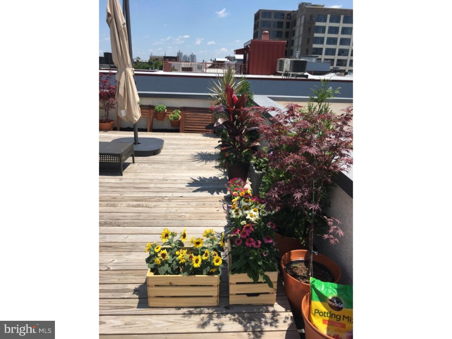 605 North 12th Street, Unit B Philadelphia, PA 19123 - Photo 7 of 21