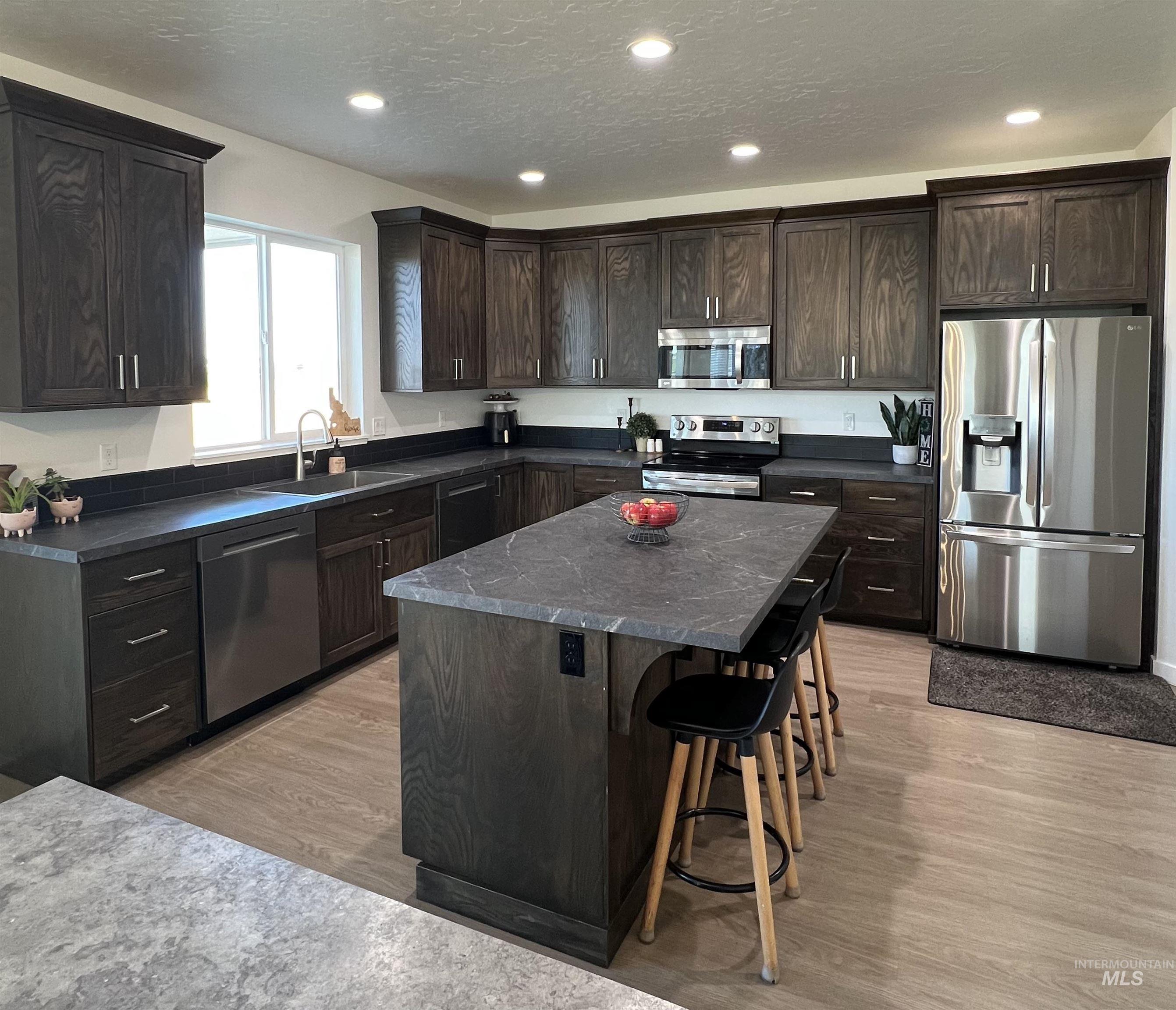 734 Hill Road Melba, ID 83641 - Photo 17 of 50