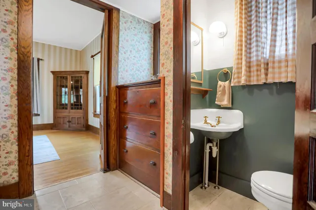 a view of an entryway with staircase