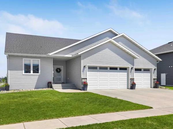 $510,000 | 4500 Blue Stem Way, Moorhead, MN 56560