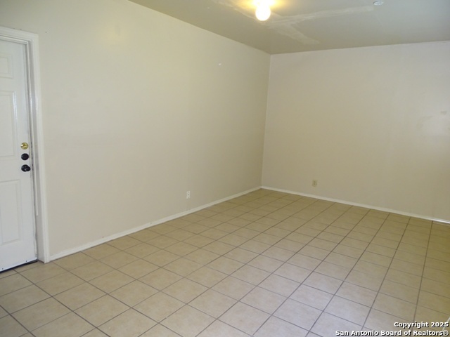 7338 Deep Spring Drive San Antonio, TX 78238 - Photo 9 of 33