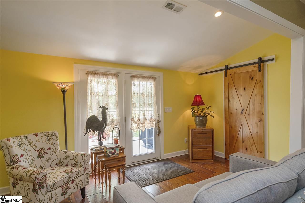 312 Casey Road Woodruff, SC 29388 - Photo 4 of 36 Gallery Image 4