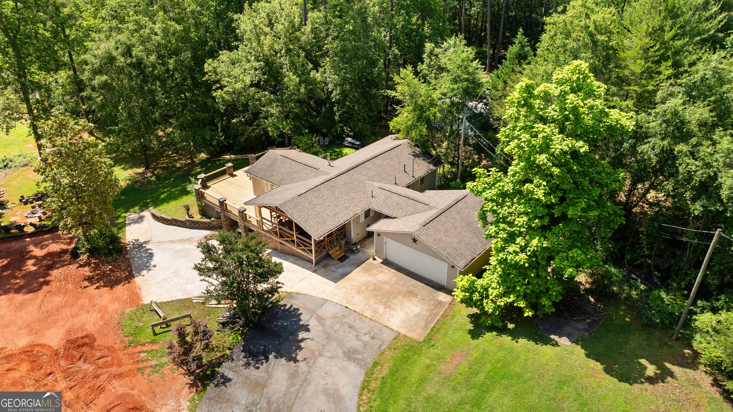 104 Overlook Road Martin, GA 30557 - Photo 2 of 24