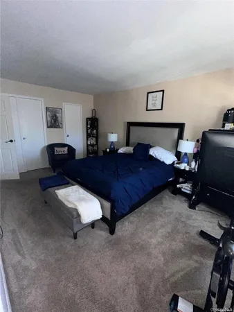 $3,000 | 20 Wendell Street, Unit 19E, Hempstead, NY 11550
