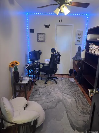 $3,000 | 20 Wendell Street, Unit 19E, Hempstead, NY 11550