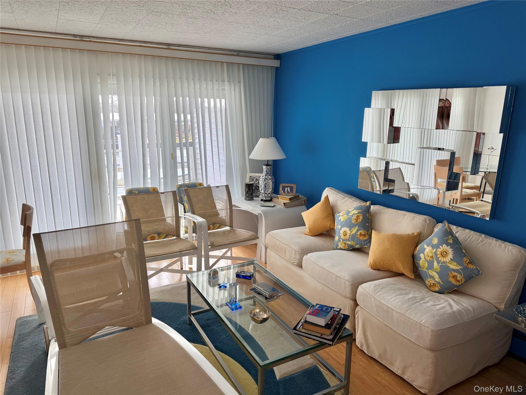 35 Library Avenue, Unit 3I Westhampton Beach, NY 11978 - Photo 3 of 11
