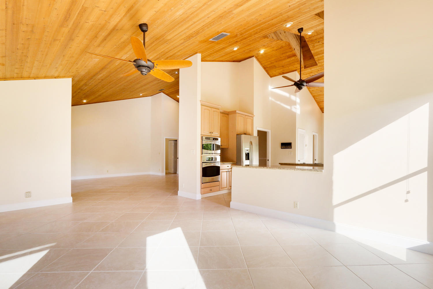 2390 Northwest 38th Street Boca Raton, FL 33431 - Photo 9 of 26 2390 NW 38th St Boca Raton FL-large-009-
