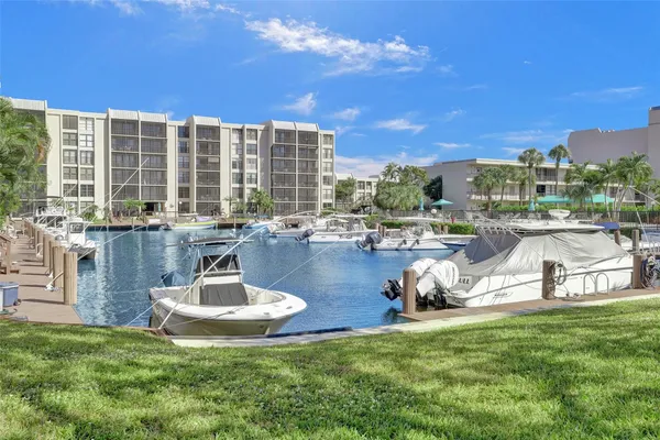 $2,150 | 4 Royal Palm Way, Unit 503, Boca Raton, FL 33432