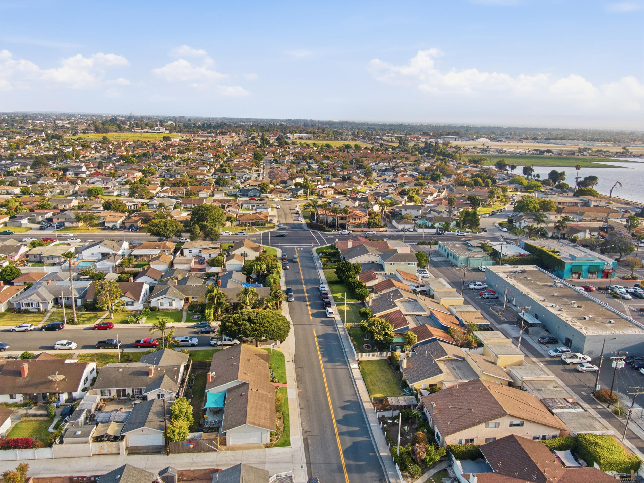 700 North M Street Oxnard, CA 93030 - Photo 33 of 35 an aerial view of a city