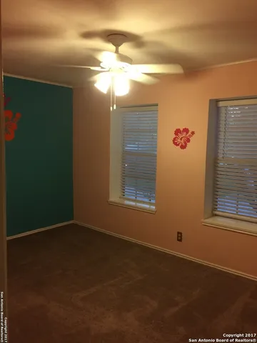 $1,900 | 14929 Moss View, San Antonio, TX 78232