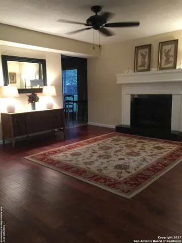 $1,900 | 14929 Moss View, San Antonio, TX 78232
