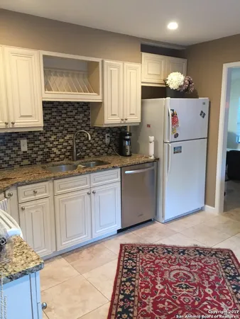 $1,995 | 14929 Moss View, San Antonio, TX 78232