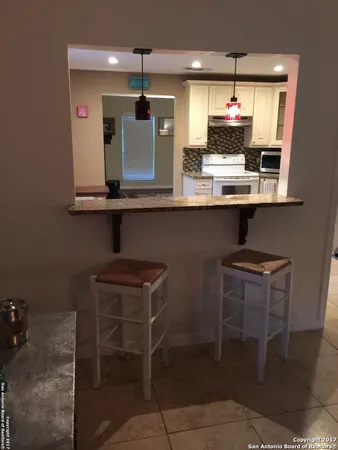 $1,995 | 14929 Moss View, San Antonio, TX 78232
