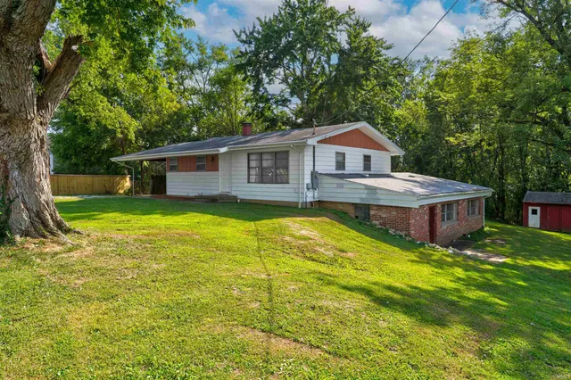 $138,900 | 112 North Charlton Avenue, Boonville, IN 47601