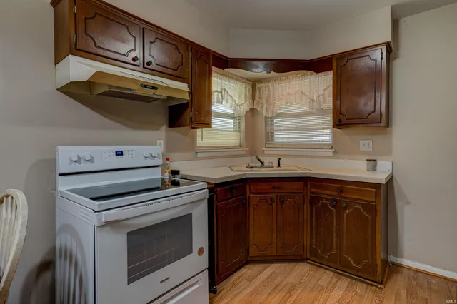 $138,900 | 112 North Charlton Avenue, Boonville, IN 47601